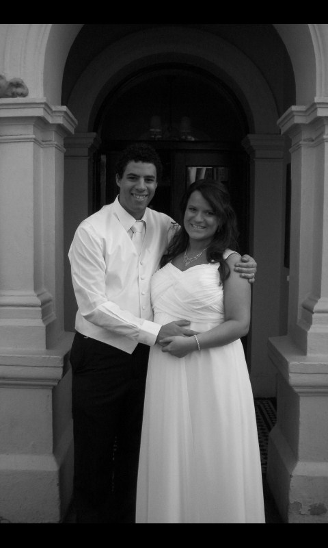 122998=6817-black n white.JPG