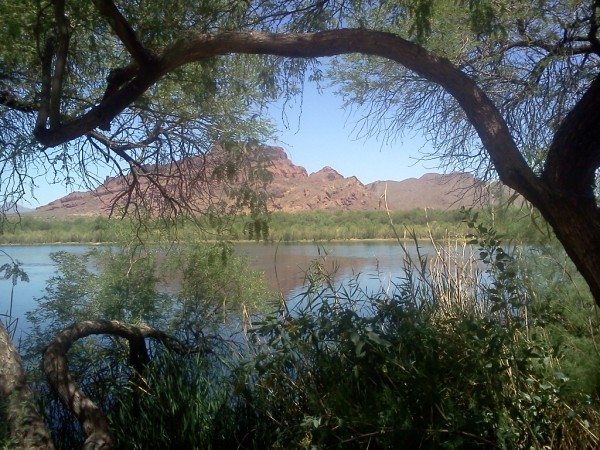 124680=6908-beautiful lake (600 x 450).j