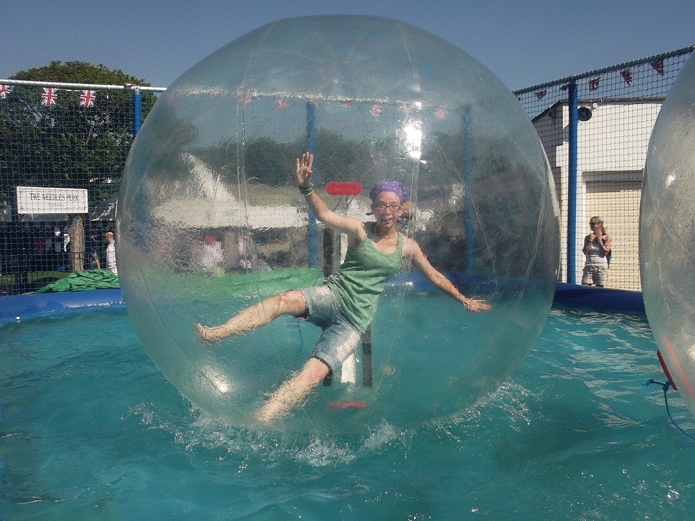 131077=7298-me- heel click.jpg