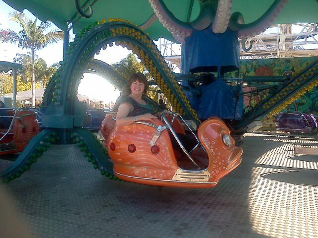 131078=7299-Octopus Ride, Aussie World.j