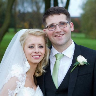 99230=5476-Andrew Holt n wife Lydia.jpg