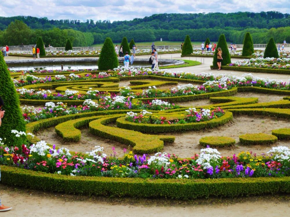 versailles garden.jpg