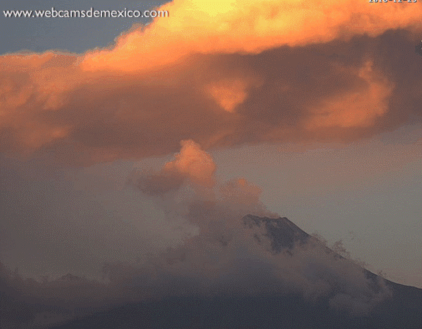 Mount Colima.jpg.gif
