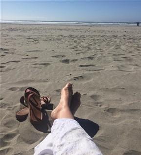 137496989_dayatbeach(289x317).jpg.ea45d6610470ce8ebde01f6866466a5b.jpg