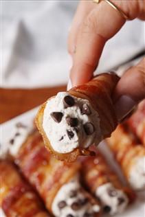527418766_baconcanoli(211x316).jpg.076b301c81f722d626c1d4dac19d54a7.jpg