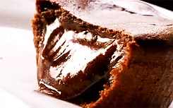 887558523_drippingchocolate.gif.c15d5fa8951eea51cc9faddb15730020.gif
