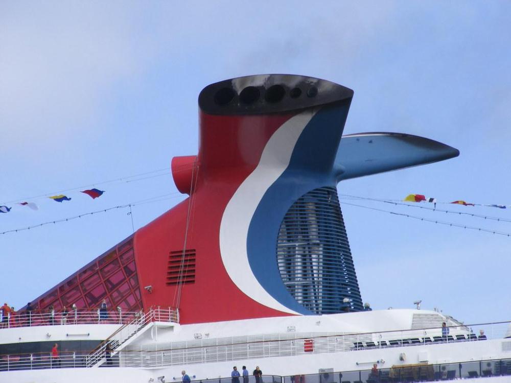 8101477181_d226ae43e3_b whales tail.jpg