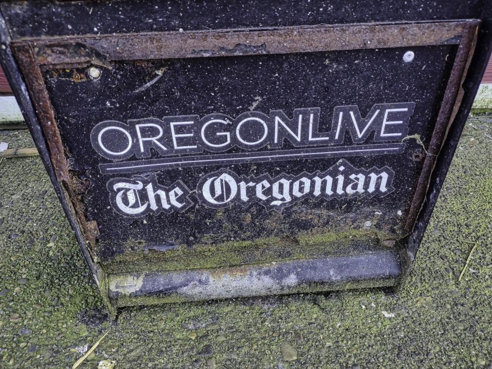 IMG_20240307_121235399 rusty oregon  box.jpg