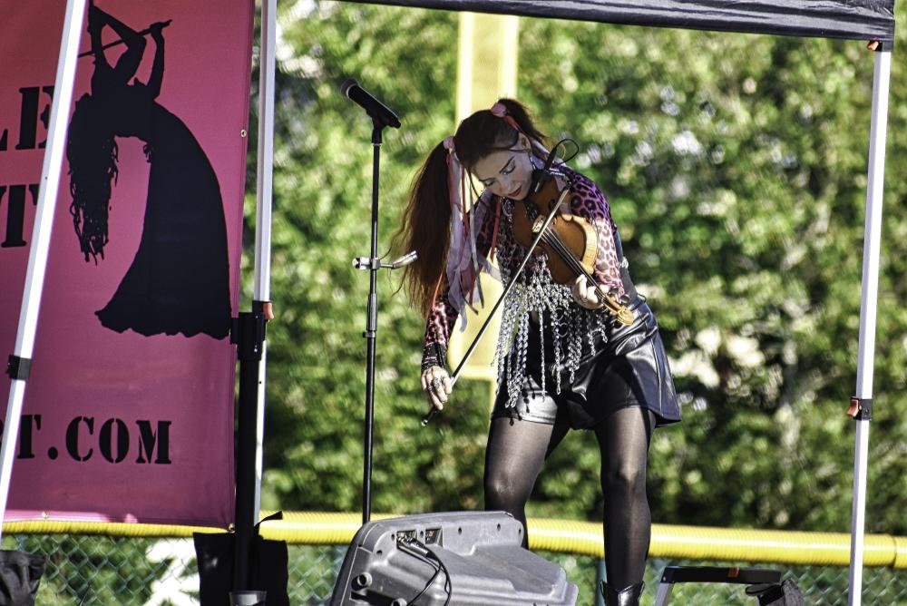 DSC_0718 Michelle violin.jpg