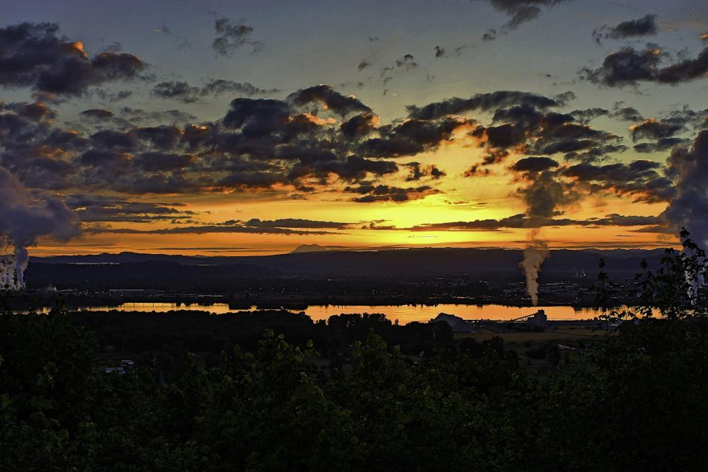 2018-06-04_17-27-34_140 sunrise from viewpoint.jpg