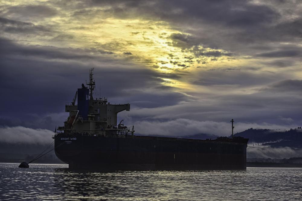 DSC_2118 BRIGHT WIND SUNRISE.jpg