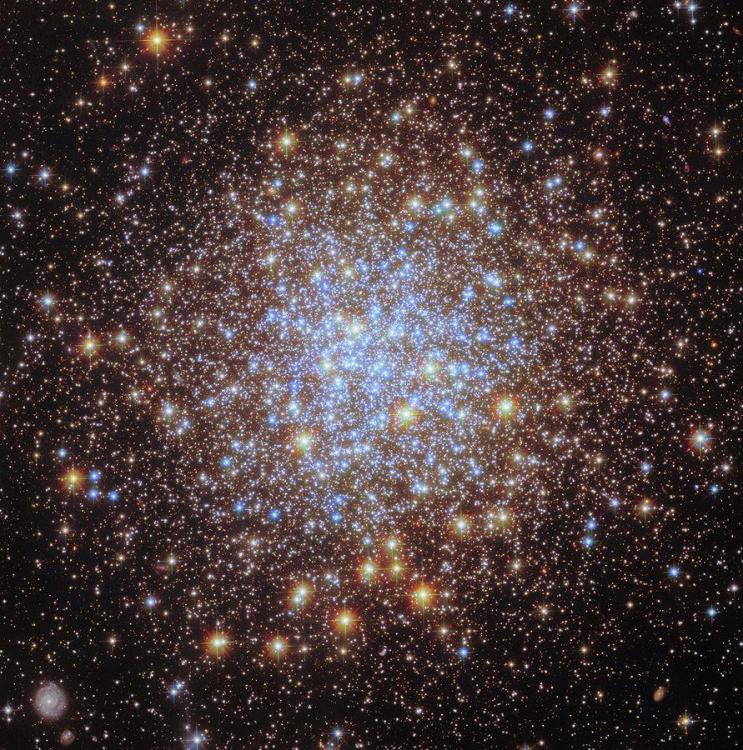hubble-m72-potw2516a.jpg